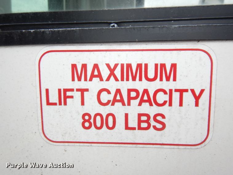 image for item DM2931 2010 Ford Econoline E450  shuttle bus