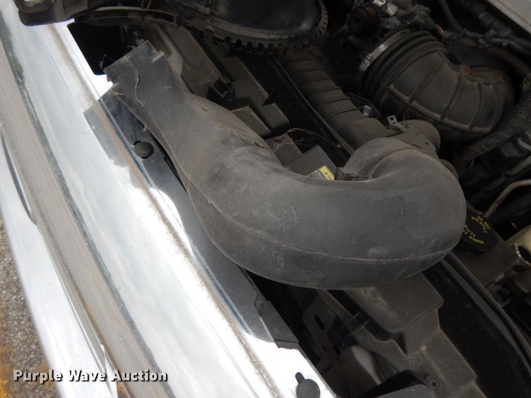 image for item DM2931 2010 Ford Econoline E450  shuttle bus