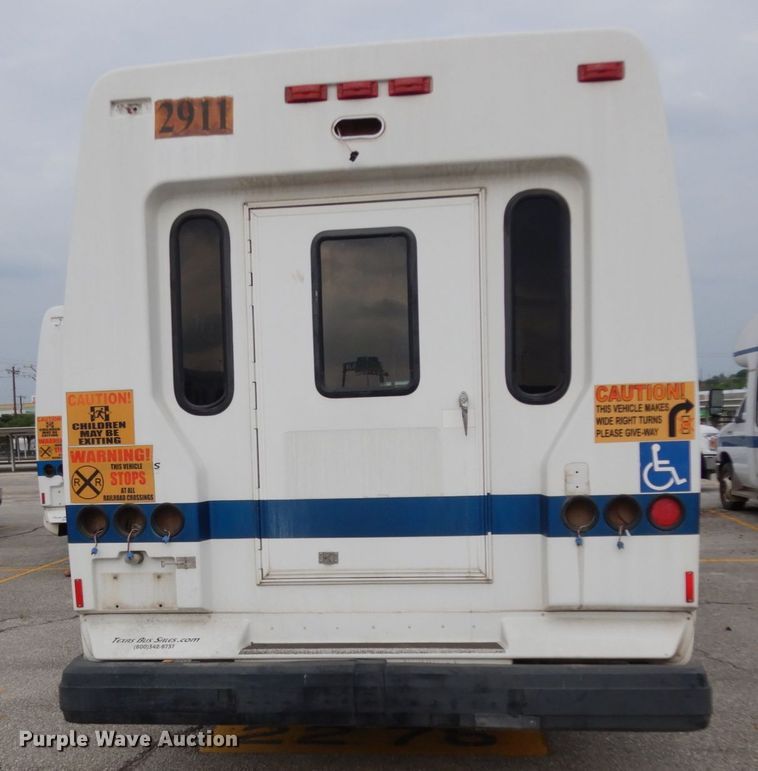 image for item DM2935 2009 Ford E450  shuttle bus