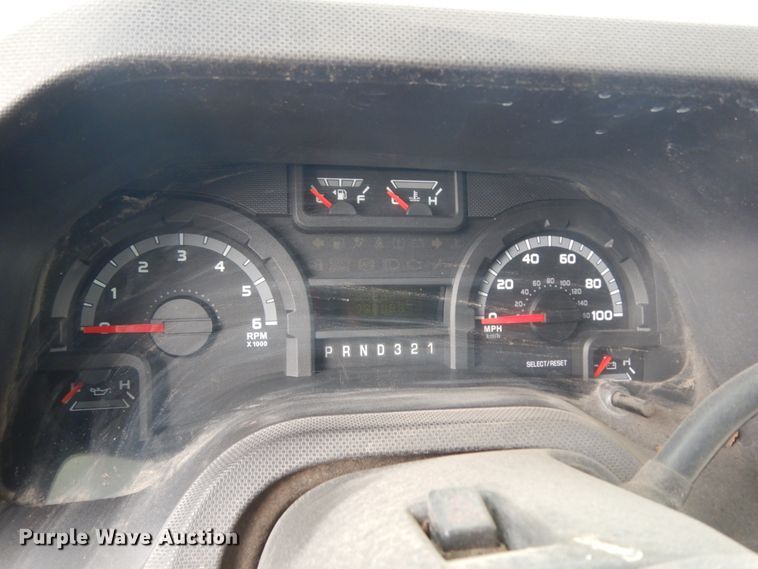 image for item DM2935 2009 Ford E450  shuttle bus