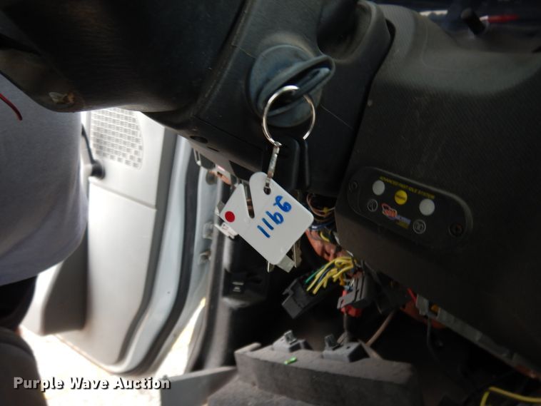 image for item DM2935 2009 Ford E450  shuttle bus