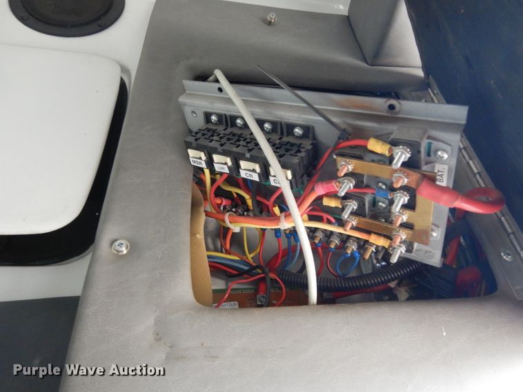 image for item DM2935 2009 Ford E450  shuttle bus