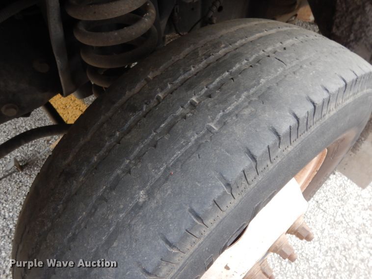 image for item DM2935 2009 Ford E450  shuttle bus