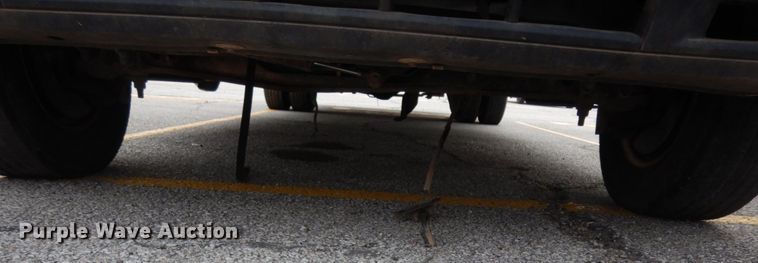 image for item DM2935 2009 Ford E450  shuttle bus