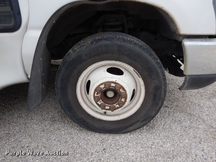 image for item DM2938 2009 Ford E450  shuttle bus