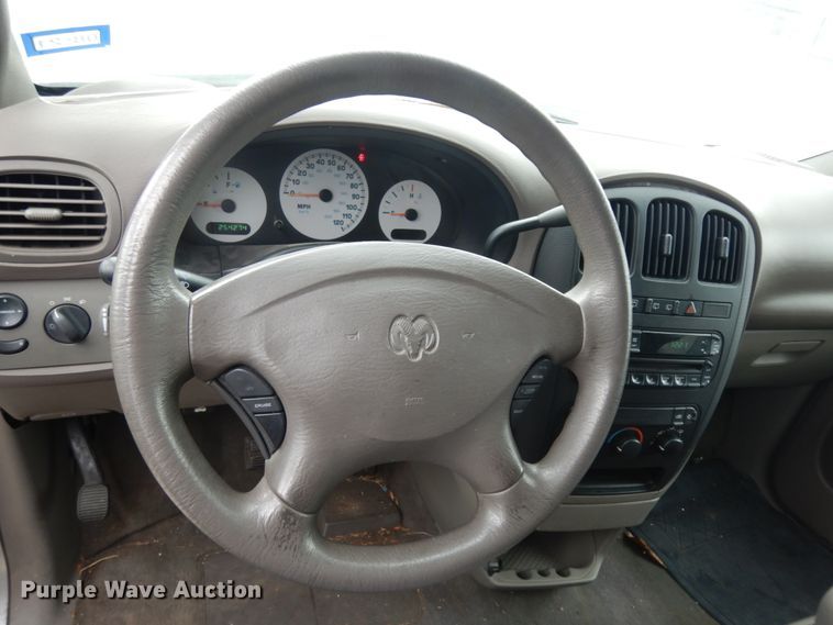 image for item DM2940 2002 Dodge Caravan  van