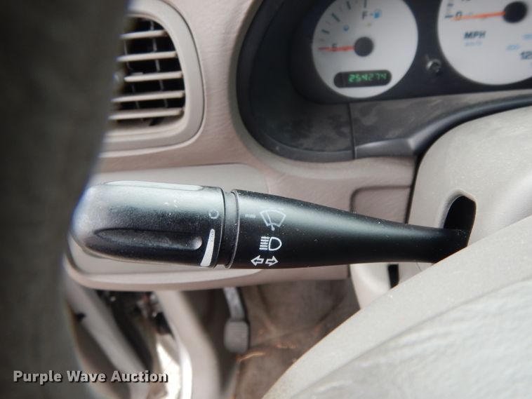 image for item DM2940 2002 Dodge Caravan  van