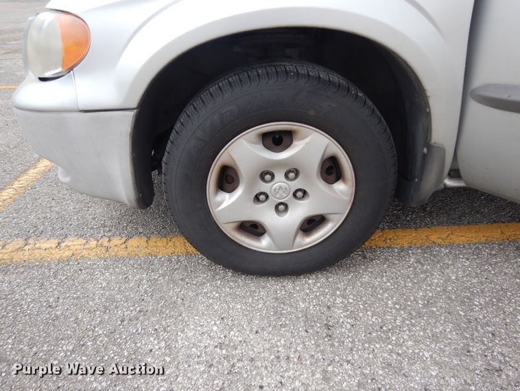 image for item DM2940 2002 Dodge Caravan  van