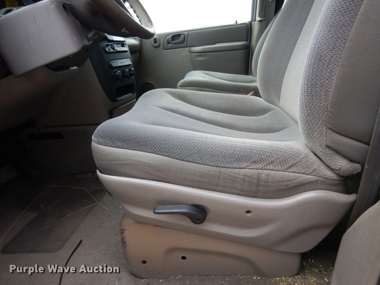 image for item DM2941 2002 Dodge Caravan  van