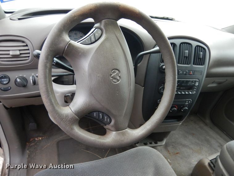 image for item DM2941 2002 Dodge Caravan  van