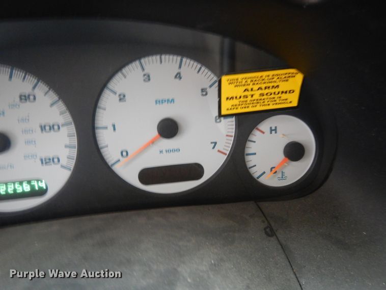 image for item DM2941 2002 Dodge Caravan  van