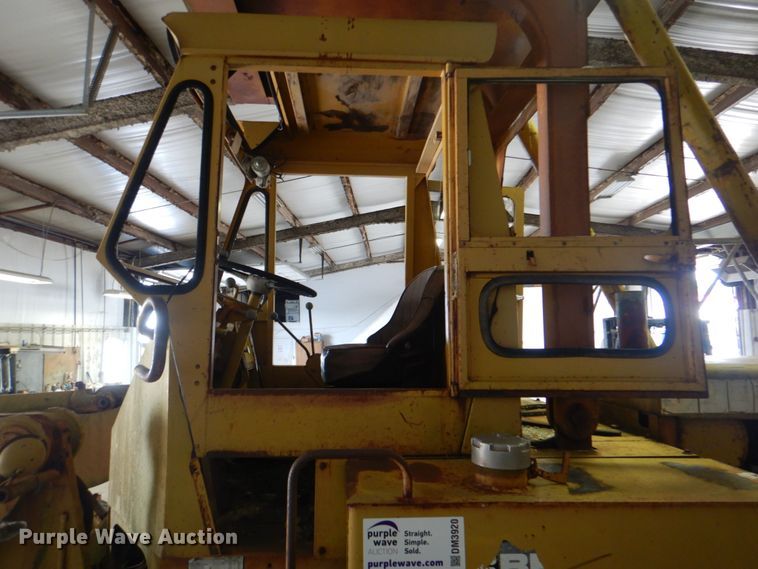 image for item DM3920 Michigan 55  wheel loader