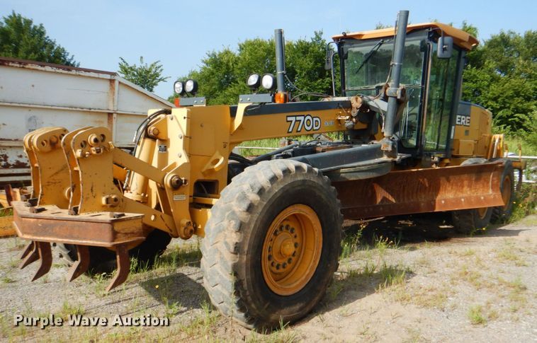 image for item DM3921 2009 John Deere 770D  motor grader