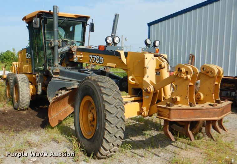 image for item DM3921 2009 John Deere 770D  motor grader