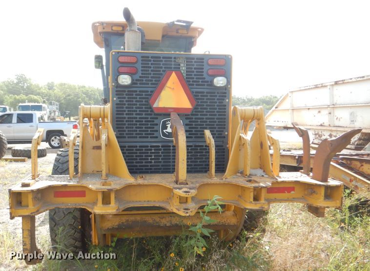 image for item DM3921 2009 John Deere 770D  motor grader