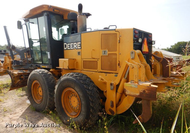 image for item DM3921 2009 John Deere 770D  motor grader