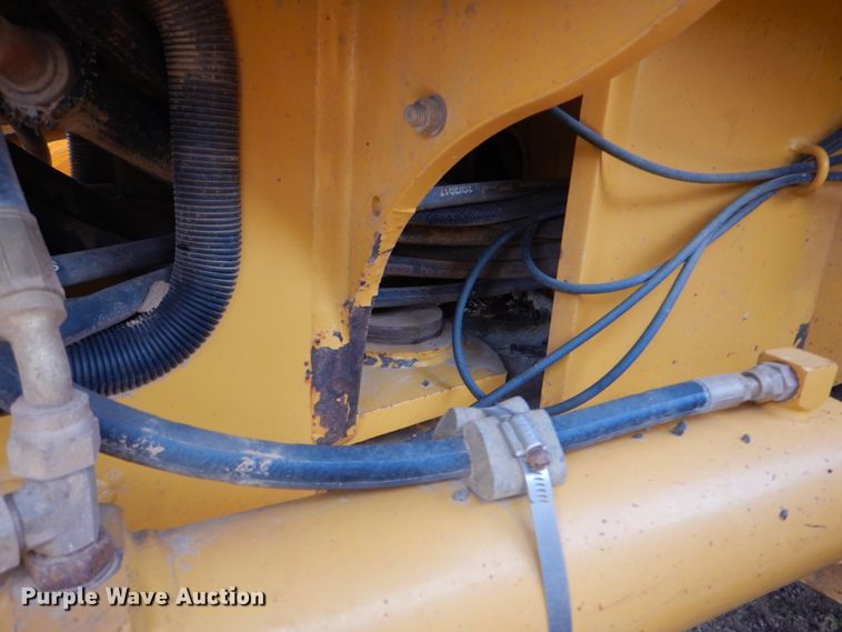 image for item DM3921 2009 John Deere 770D  motor grader