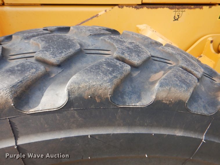 image for item DM3921 2009 John Deere 770D  motor grader