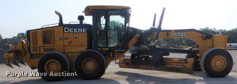 image for item DM3922 2011 John Deere 672G  motor grader
