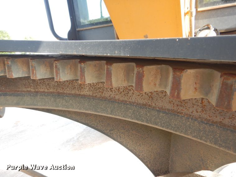 image for item DM3922 2011 John Deere 672G  motor grader