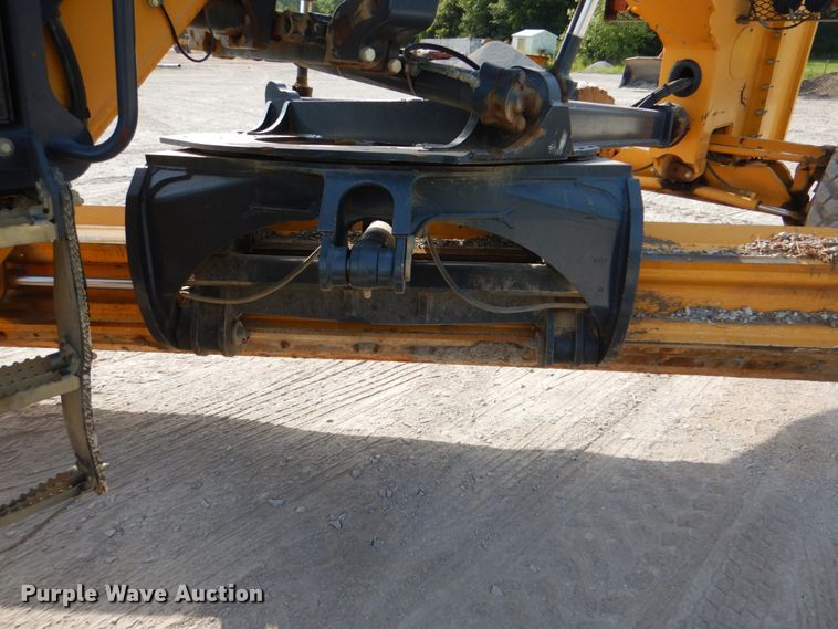 image for item DM3922 2011 John Deere 672G  motor grader