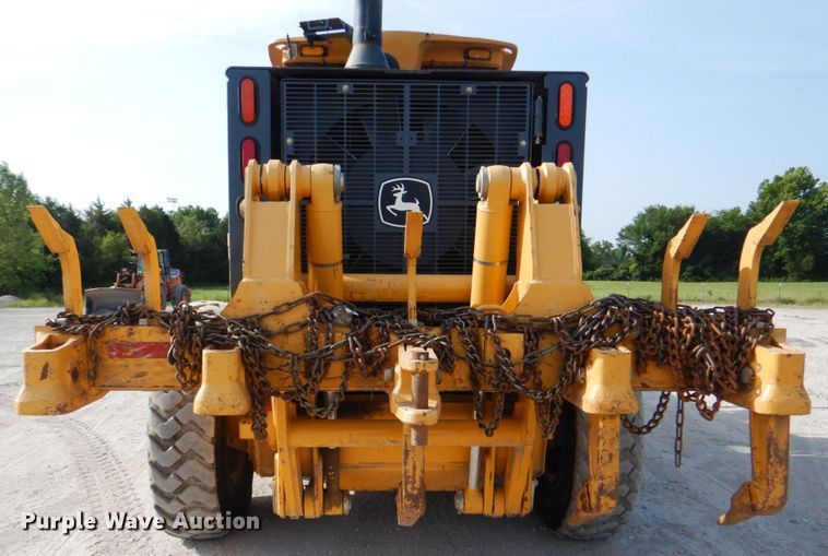 image for item DM3922 2011 John Deere 672G  motor grader