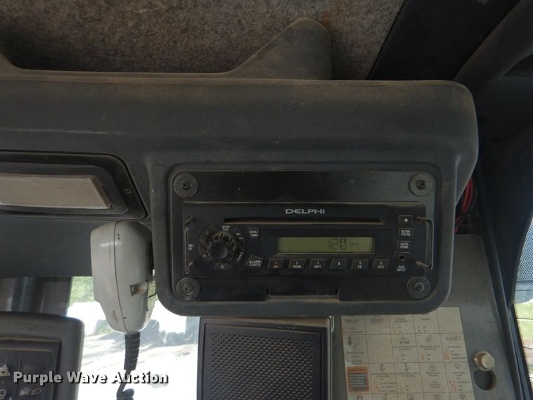 image for item DM3922 2011 John Deere 672G  motor grader