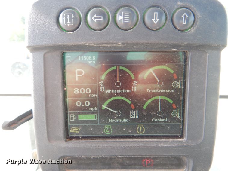 image for item DM3922 2011 John Deere 672G  motor grader