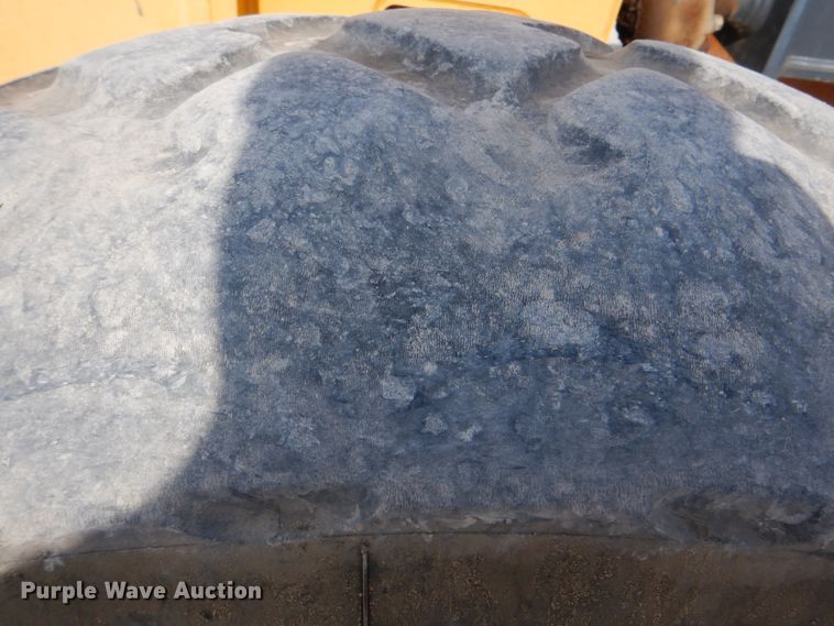 image for item DM3922 2011 John Deere 672G  motor grader