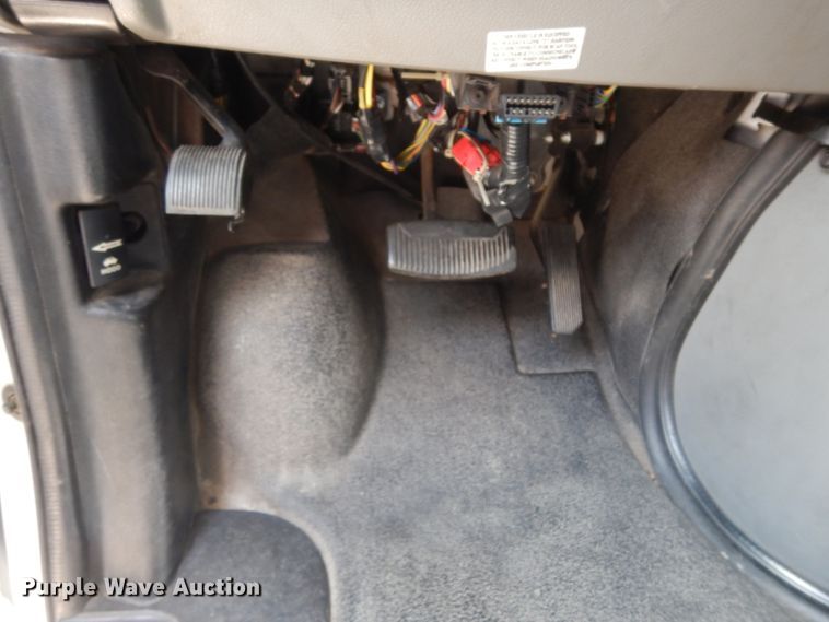 image for item DM6309 2009 Ford E450  shuttle bus