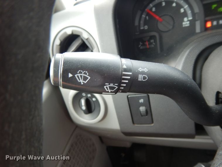 image for item DM6309 2009 Ford E450  shuttle bus