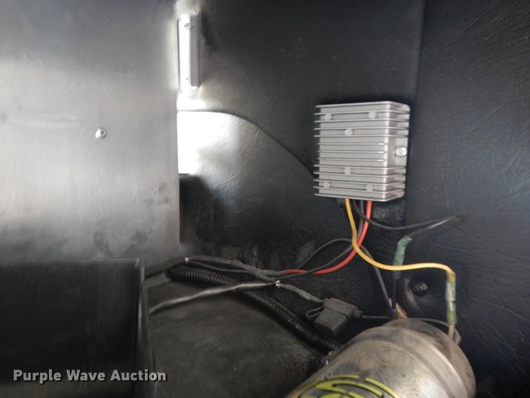 image for item DM6309 2009 Ford E450  shuttle bus