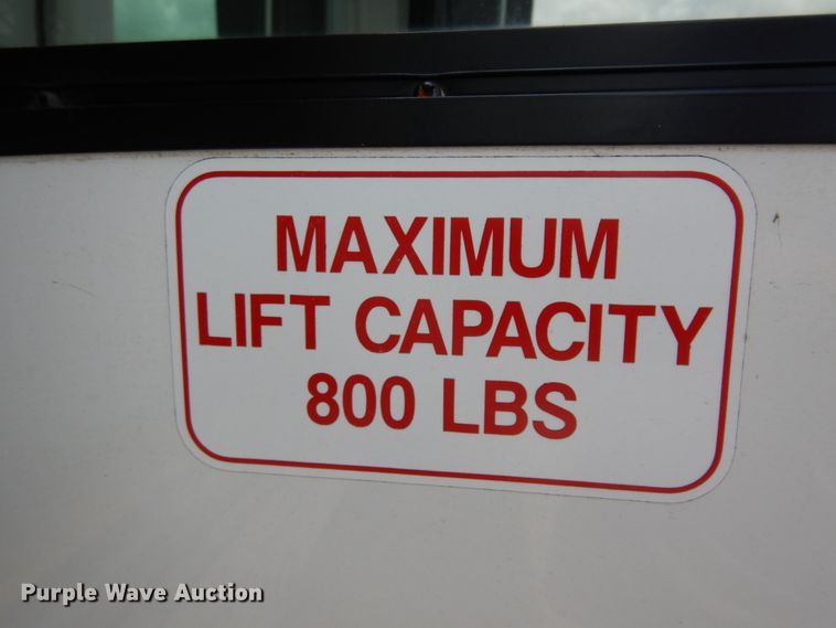 image for item DM6309 2009 Ford E450  shuttle bus