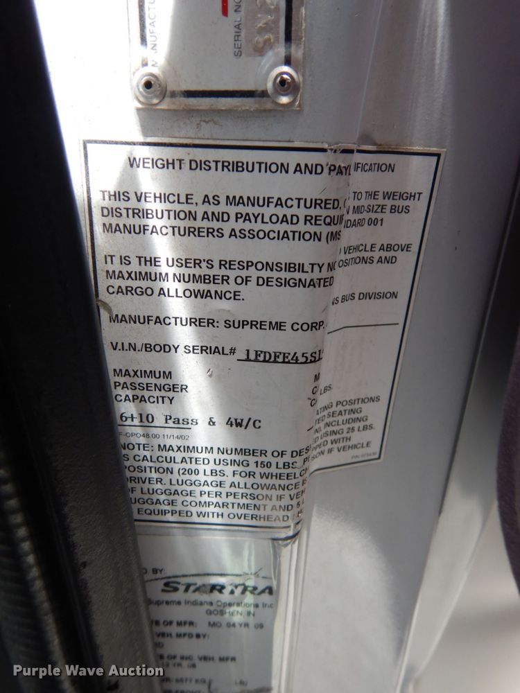 image for item DM6309 2009 Ford E450  shuttle bus