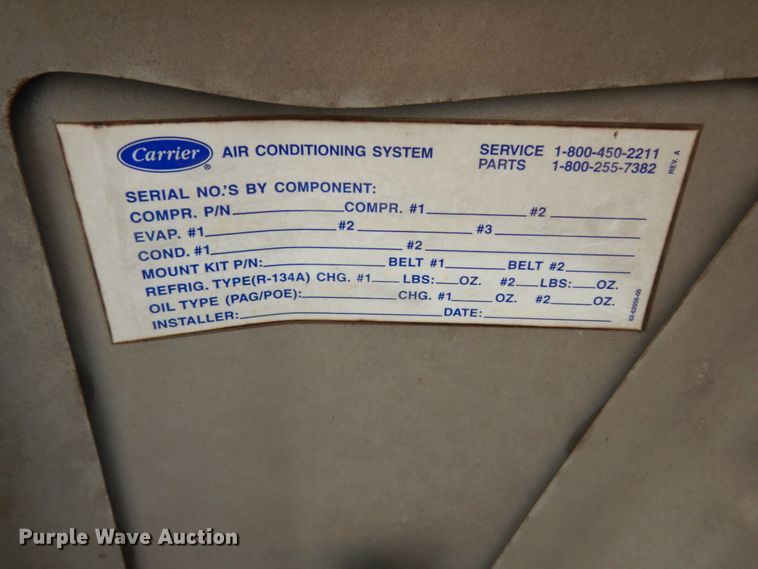 image for item DM6310 2009 Ford E350 Super Duty  shuttle bus