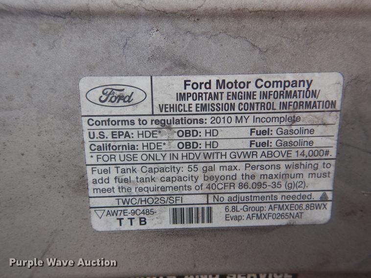 image for item DM6312 2010 Ford Econoline E450  shuttle bus