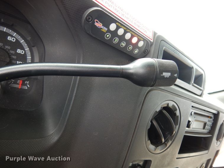 image for item DM6313 2009 Ford E450  shuttle bus