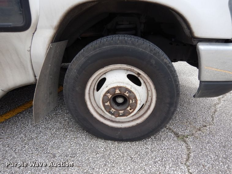 image for item DM6313 2009 Ford E450  shuttle bus