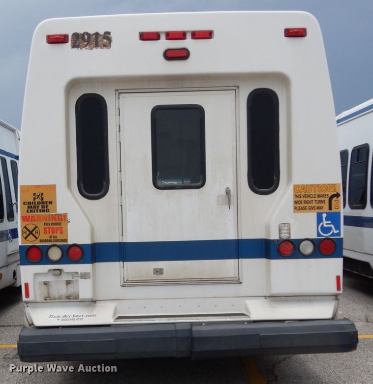 image for item DM6314 2009 Ford E450  shuttle bus