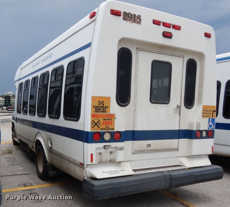 image for item DM6314 2009 Ford E450  shuttle bus