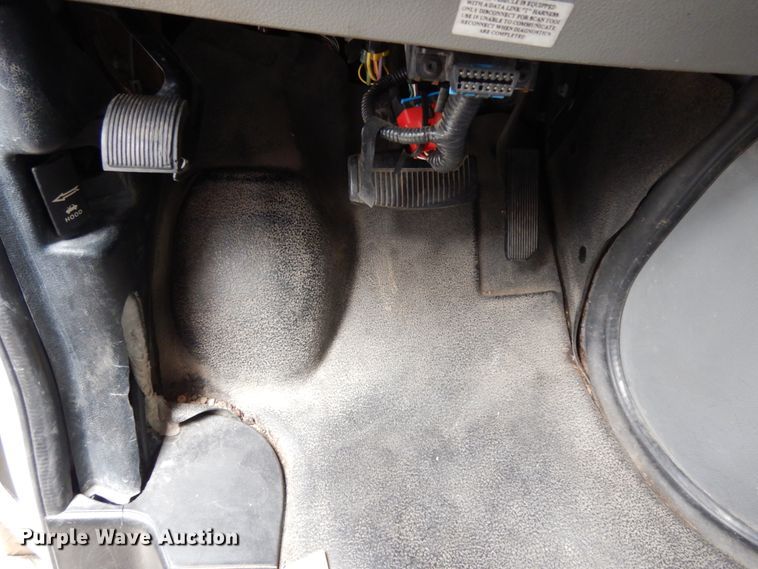 image for item DM6314 2009 Ford E450  shuttle bus