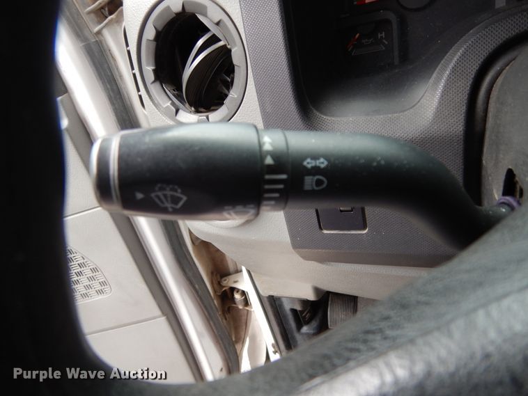 image for item DM6314 2009 Ford E450  shuttle bus