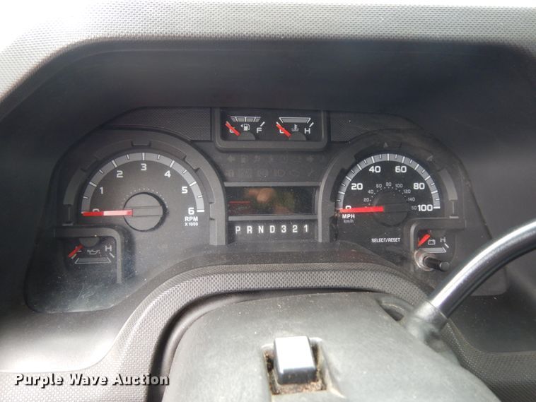 image for item DM6314 2009 Ford E450  shuttle bus