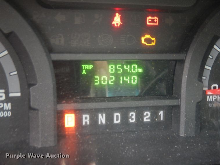 image for item DM6314 2009 Ford E450  shuttle bus