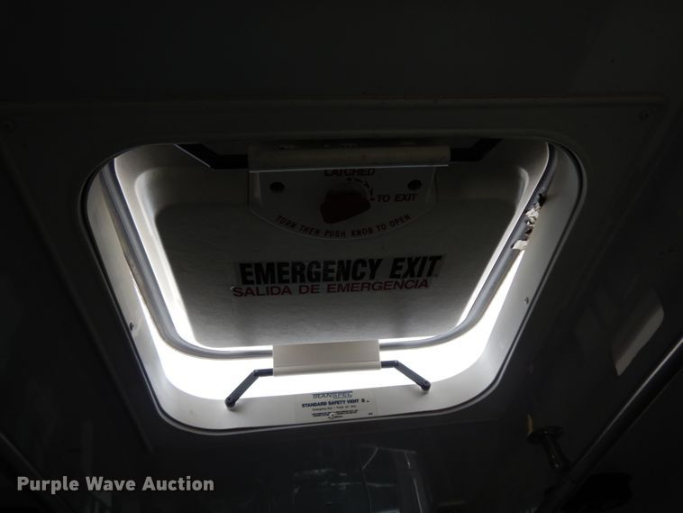 image for item DM6314 2009 Ford E450  shuttle bus