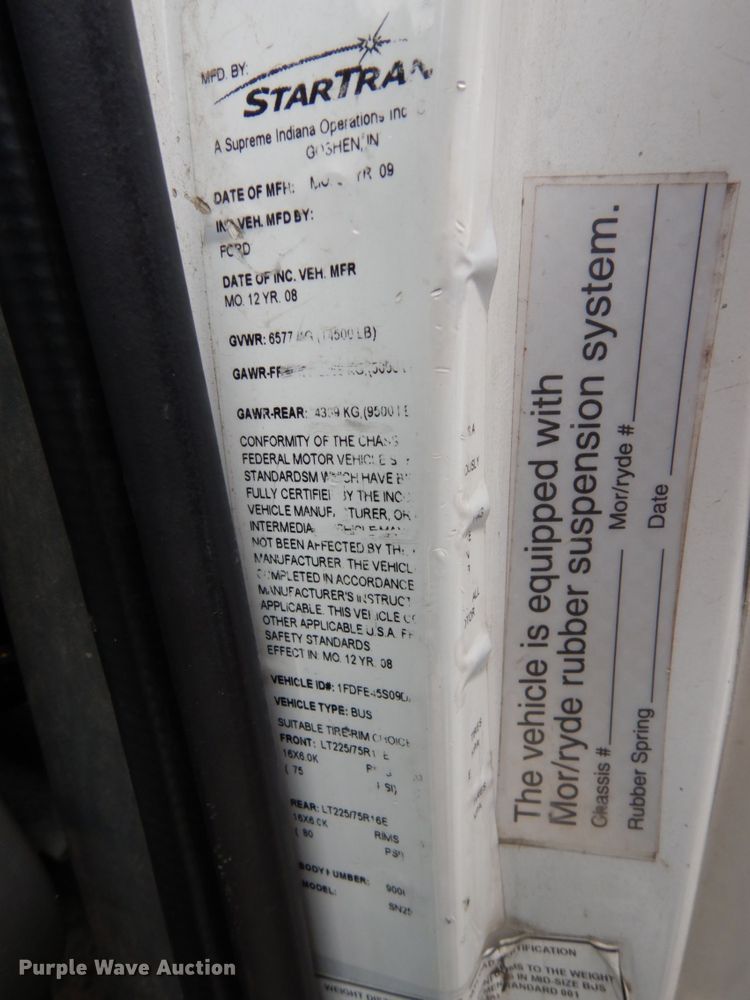 image for item DM6314 2009 Ford E450  shuttle bus