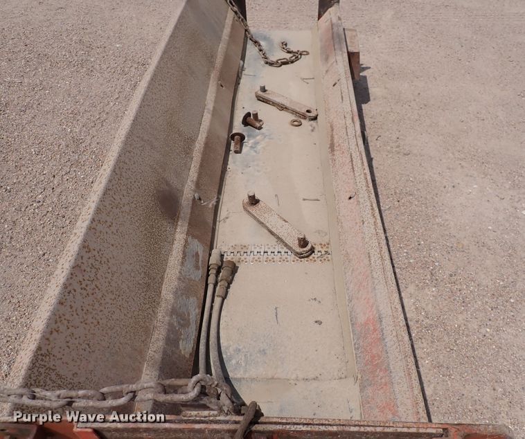 image for item DN1852 1991 HTC 1800  material conveyor