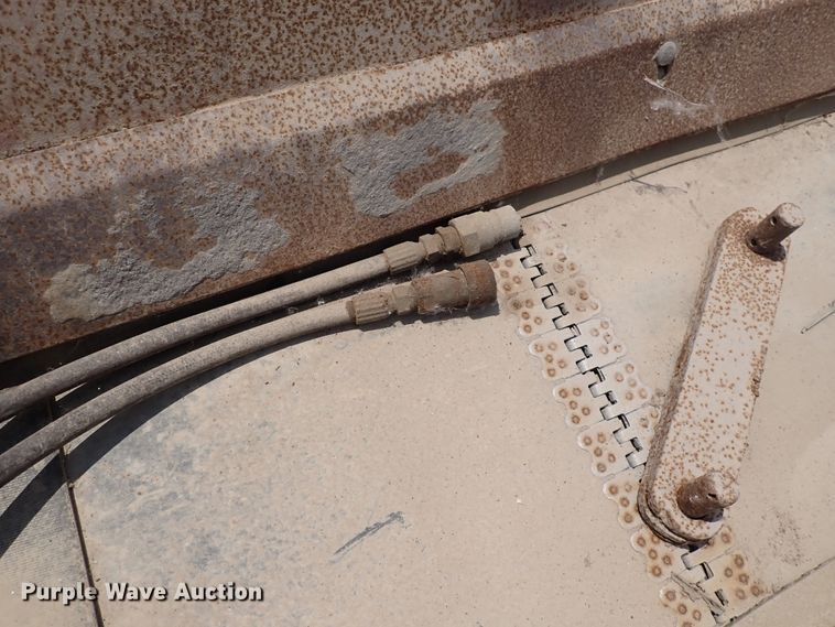 image for item DN1852 1991 HTC 1800  material conveyor