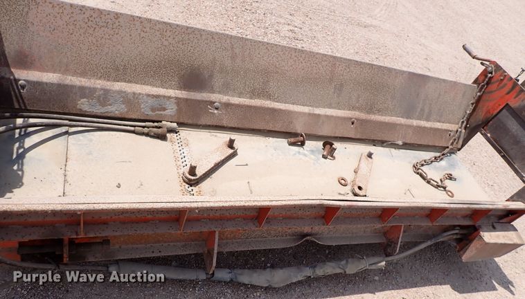 image for item DN1852 1991 HTC 1800  material conveyor