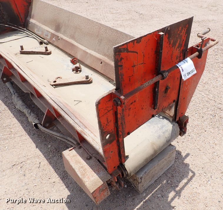 image for item DN1852 1991 HTC 1800  material conveyor